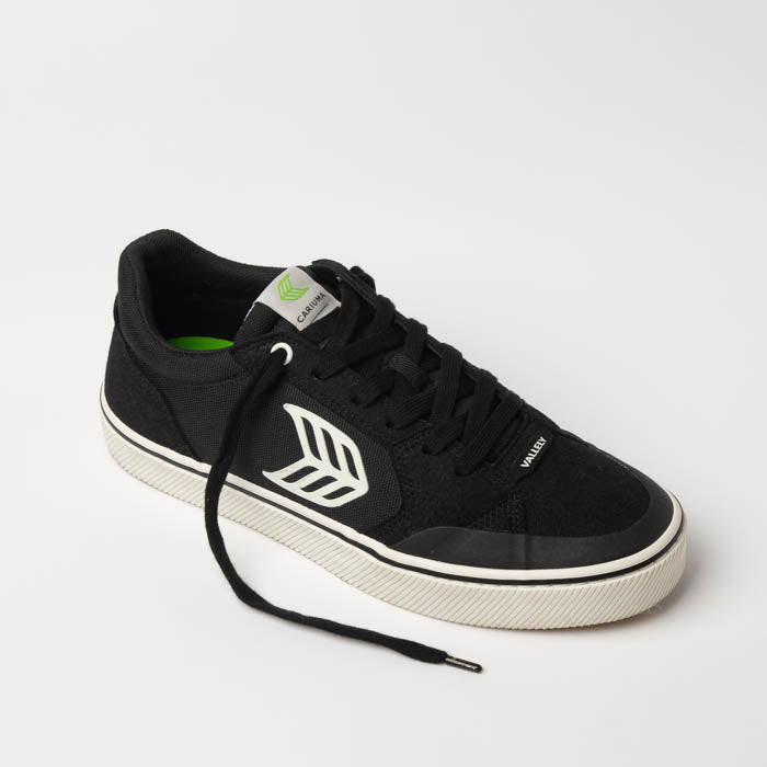 CARIUMA VALLELY Black/Ivory  Women’s  Sneaker