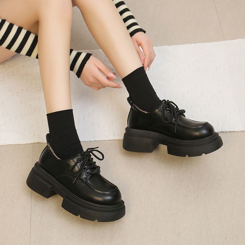 แมรี่เจน Chunky Heels Anti-Slip Mary Jane เพิ่มความสูงพื้นหนาด้านนอกเรา