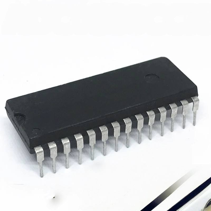 In-line ADC0808 ADC0808CCN DIP-28 8-bit analog-to-digital converter chip