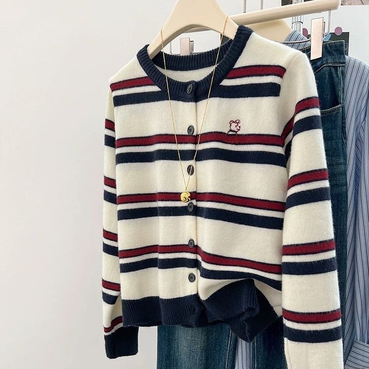 เสื้อถักลายสีตัดกันสไตล์ใหม่สำหรับฤดูใบไม้ผลิและฤดูใบไม้ร่วง