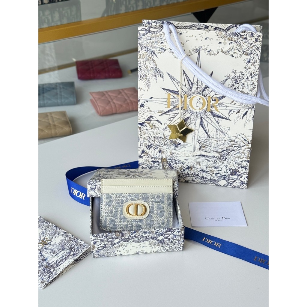 กระเป๋าบัตรแบบเฉียงพิมพ์ สไตล์หรูหรา พกพาสะดวก S2152 Montagne