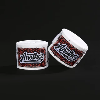 Hand Wraps 5 เมตร สำหรับการฝึกและแข่งขัน Boxing และ Combat Bandages ผ้าพันแผลยืดหยุ่น