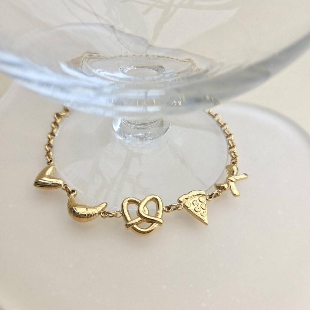 (WELRY.acc) พร้อมส่ง สร้อยข้อมือ รุ่น Pizza