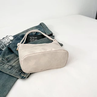 【พร้อมส่ง】miss bag fashion กระเป๋าสะพายข้าง ดีไซน์ไม่ซ้ำใคร ทันสมัย เหมาะสำหรับกลุ่มแฟชั่นใหม่