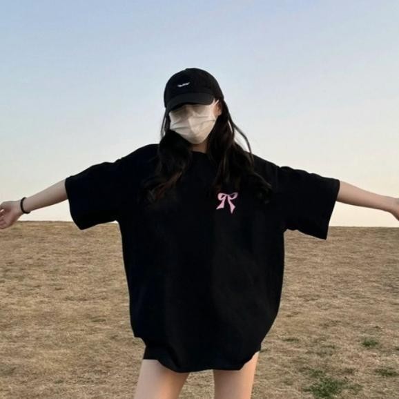 YOU-T 【รูปแบบใหม่】 เสื้อยืดทรงเข้ารูปลาย "โบว์"ผ้าฝ้ายแท้ 100%สวมใส่สบายเกรดสูง,คอกลม,ไม่มีการยืด,สบายๆ สไตล์เกาหลี