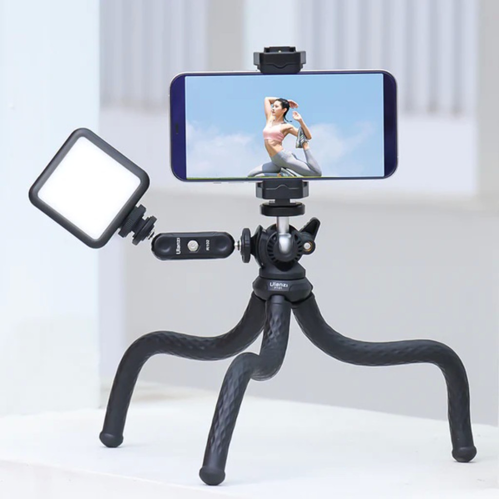 Ulanzi  R102 Double Head Clamp With 1/4 Screw ข้อต่อแบบดับเบิ้ลบอล ข้อต่อสำหรับใส่ไฟติดหัวกล้อง