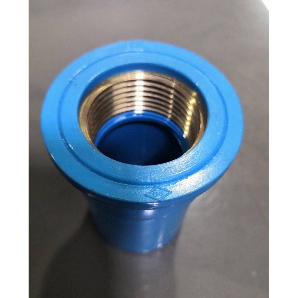 ข้อต่อตรงเกลียวในทองเหลือง ยี่ห้อท่อน้ำไทย