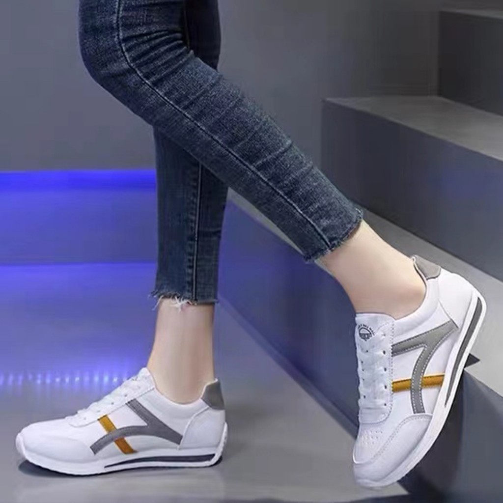 รองเท้าสบายๆ ที่เหมาะกับทุกลุค - รูปที่ 4