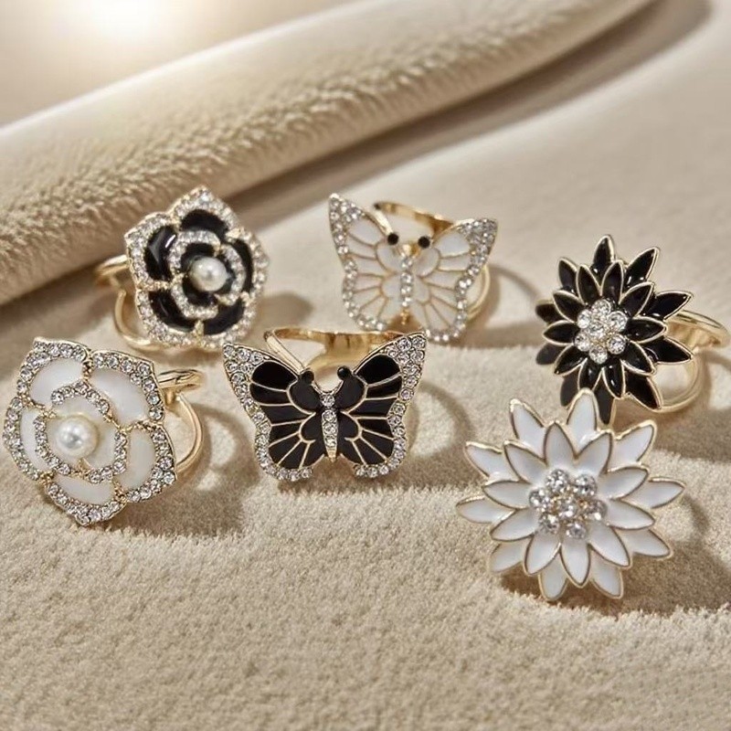 หัวเข็มขัดผ้าพันคอผ้าไหมอเนกประสงค์แฟชั่นและหรูหรา, อุปกรณ์เสื้อผ้าแบบสบาย ๆ และอเนกประสงค์, หัวเข็มขัดผ้าพันคอโลหะที่ฝังเพชร