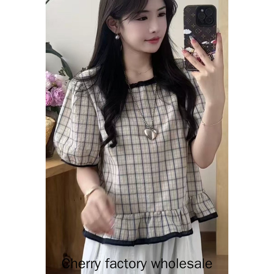 แฟชั่นผู้หญิงสไตล์เกาหลี เสื้อลายสก๊อตลดอายุ พัฟแขนและรอบคอลูกไม้ ราคาประหยัด