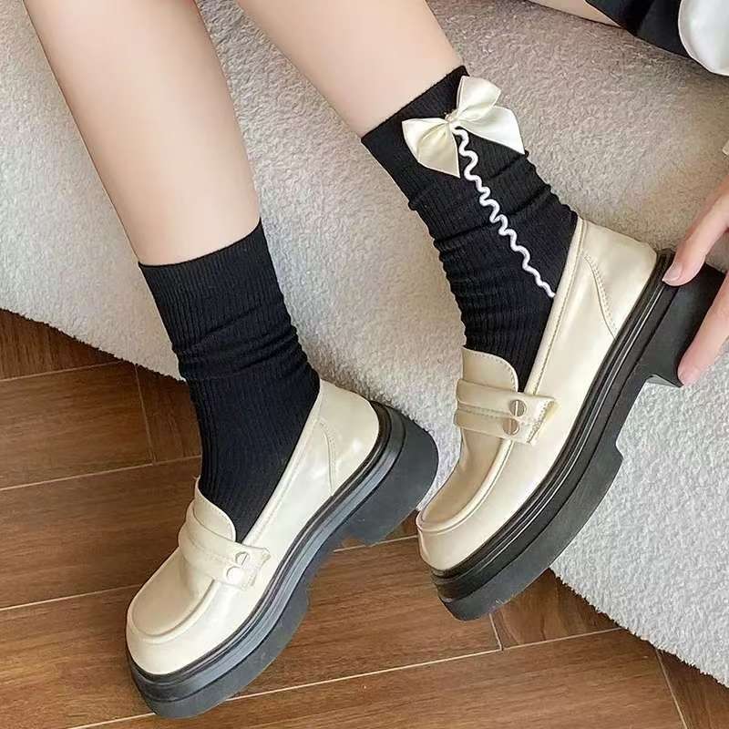 💗BIG DEAL💗ถุงเท้าผู้หญิงสไตล์ญี่ปุ่น JK ถุงเท้าผูกโบว์ ลายทางแนวตั้ง ผ้าถัก สไตล์วิทยาลัย - รูปที่ 4