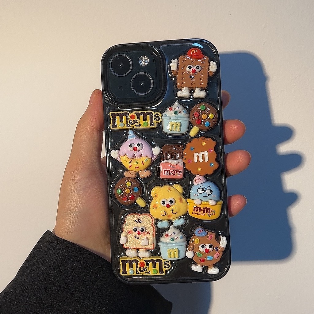 น่ารัก M&ms Chocolate Bean Cheese Toast อุปกรณ์เสริมป้องกันเคสโทรศัพท์สําหรับ IPhone iPhone 16 Pro Max 11 กรณี 15 14 13 12 15 Pro Max 15 Plus ป้องกันสมาร์ทโฟน