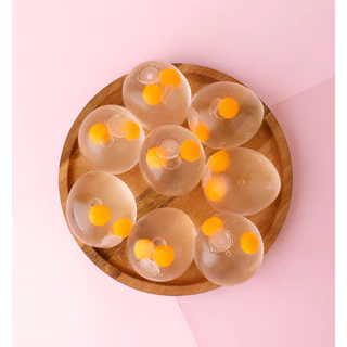 สกุชชี่ ไข่ ปาแบนติดพื้น ด้านในเป็นน้ำ ดึ้งๆ บีบเล่นคลายเครียด นุ่มนิ่ม น่าหมั่นเขี้ยว สนุกสุดๆ