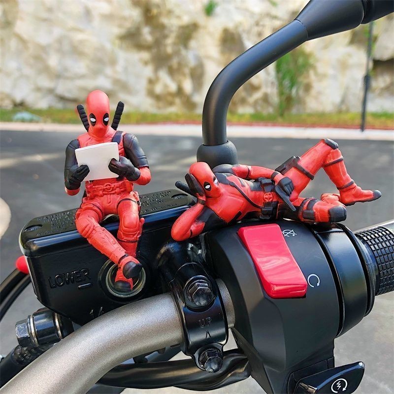 Deadpool รถจักรยานยนต์ Charm ตุ๊กตาภายในรถของเล่นรุ่นมินิตุ๊กตาตุ๊กตาของเล่นเด็กของขวัญ