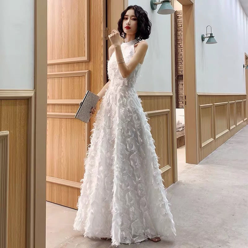 Lz65 คลังสินค้าพร้อม 2024 สไตล์ใหม่คนดัง Fairy High-End จัดเลี้ยงชุดราตรีฝรั่งเศสวันเกิดจัดเลี้ยงสไตล์ยาวสามารถ Usually สวมใส่