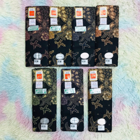 โซเฟีย ผ้าถุงสตรี ผ้าปาเต๊ะ อินโดฯ ตรา MR Primisama ( เนื้อ 2 ) ลาย 3956 เย็บเรียบร้อย รหัส MRA02
