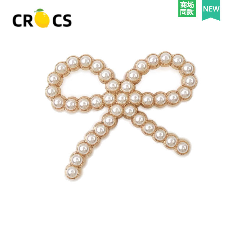 2024 สไตล์ใหม่ crocs crocs รองเท้าอุปกรณ์เสริม diy หัวเข็มขัดรองเท้าโลหะมุกคุณภาพสูง ตกแต่งดอกไม้