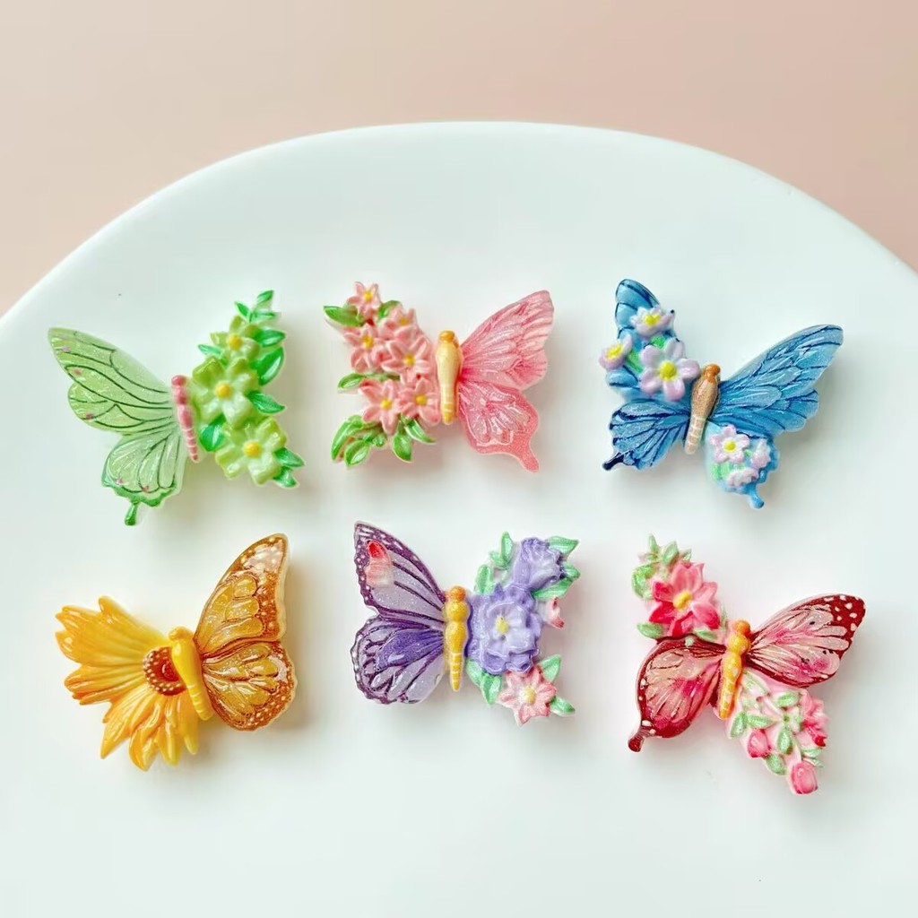 การ์ตูนดอกไม้ผีเสื้อเรซิ่น อุปกรณ์เสริมแฮนด์เมดสำหรับกิ๊บ พวงกุญแจ เคสโทรศัพท์ เครื่องเขียน ถ้วยน้ำ และแพทช์