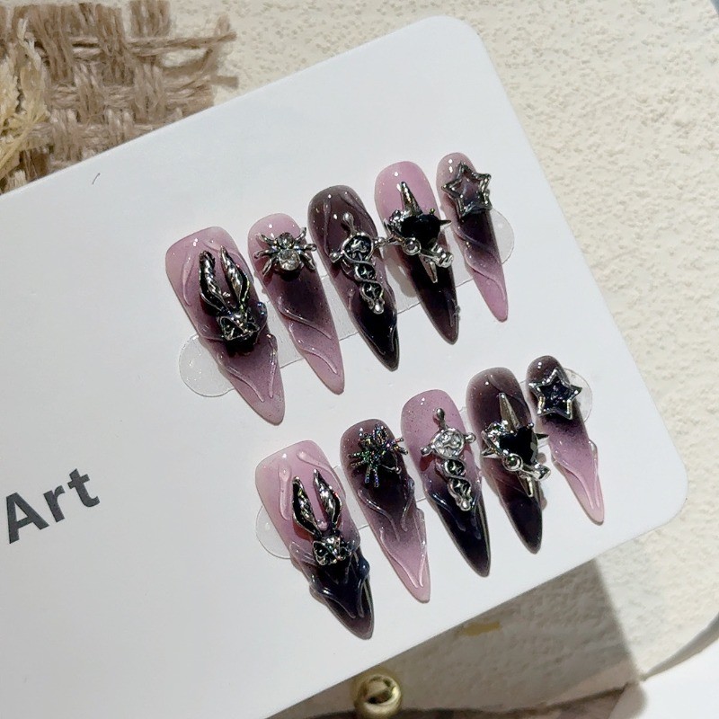 10 ชิ้น Y2k ฮาโลวีน Punk Dark Handmade กดบนเล็บสาวเผ็ดหวานเย็นกระต่าย Spider Star เล็บปลอมเล็บที่ถอดออกได้