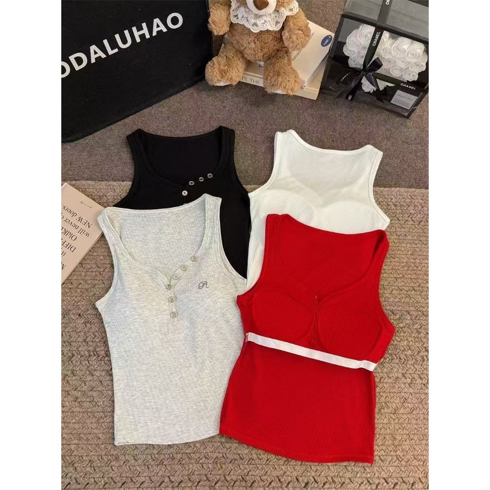 Elves พร้อมส่ง💟 เสื้อกล้ามดีเทลปักตัวอักษร มีฟองน้ำ ใส่สบาย“FY10108” - รูปที่ 6