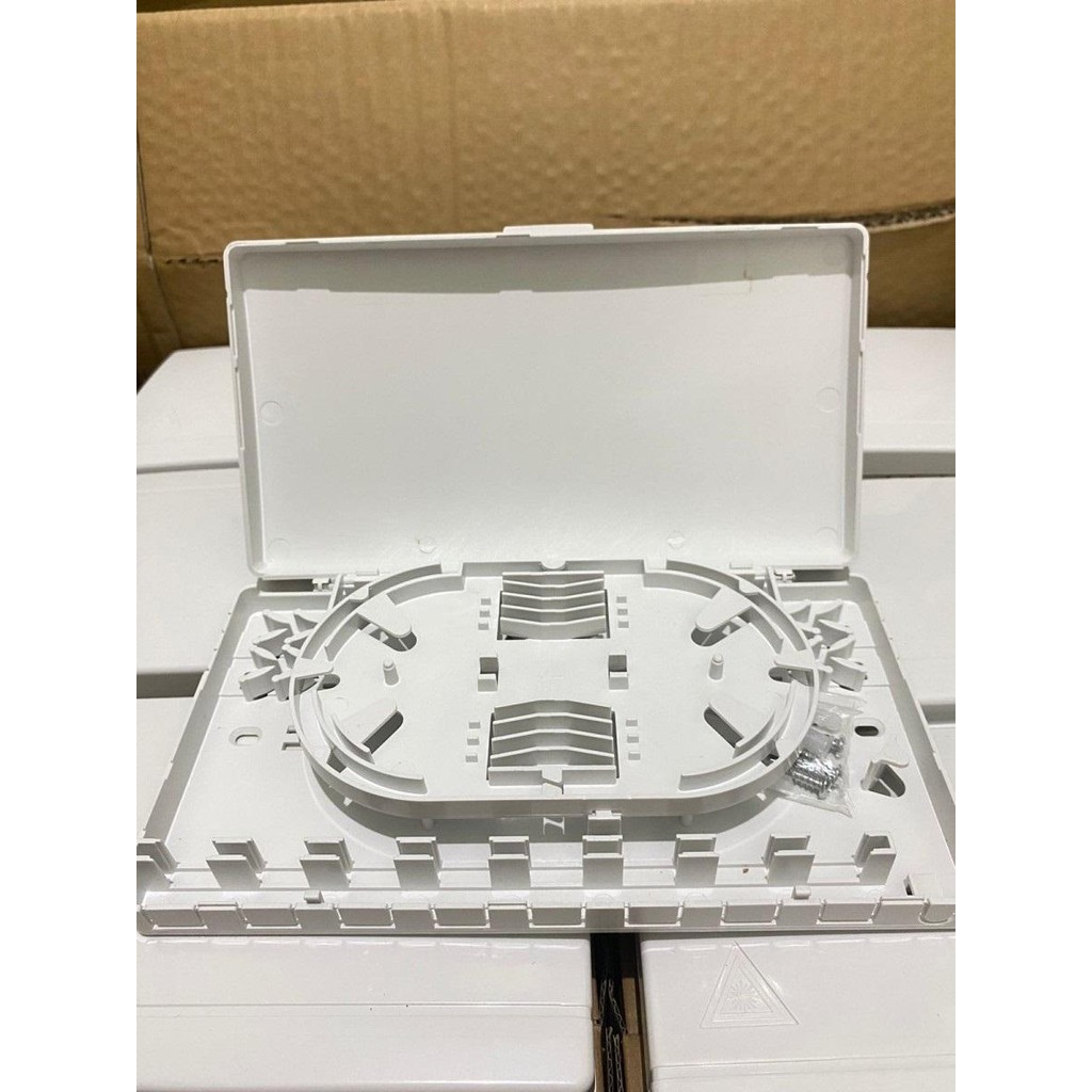 ROSET FO 8 core / Rosette FTTH 8 core / OTB Wall 8 Core SC เปล่า