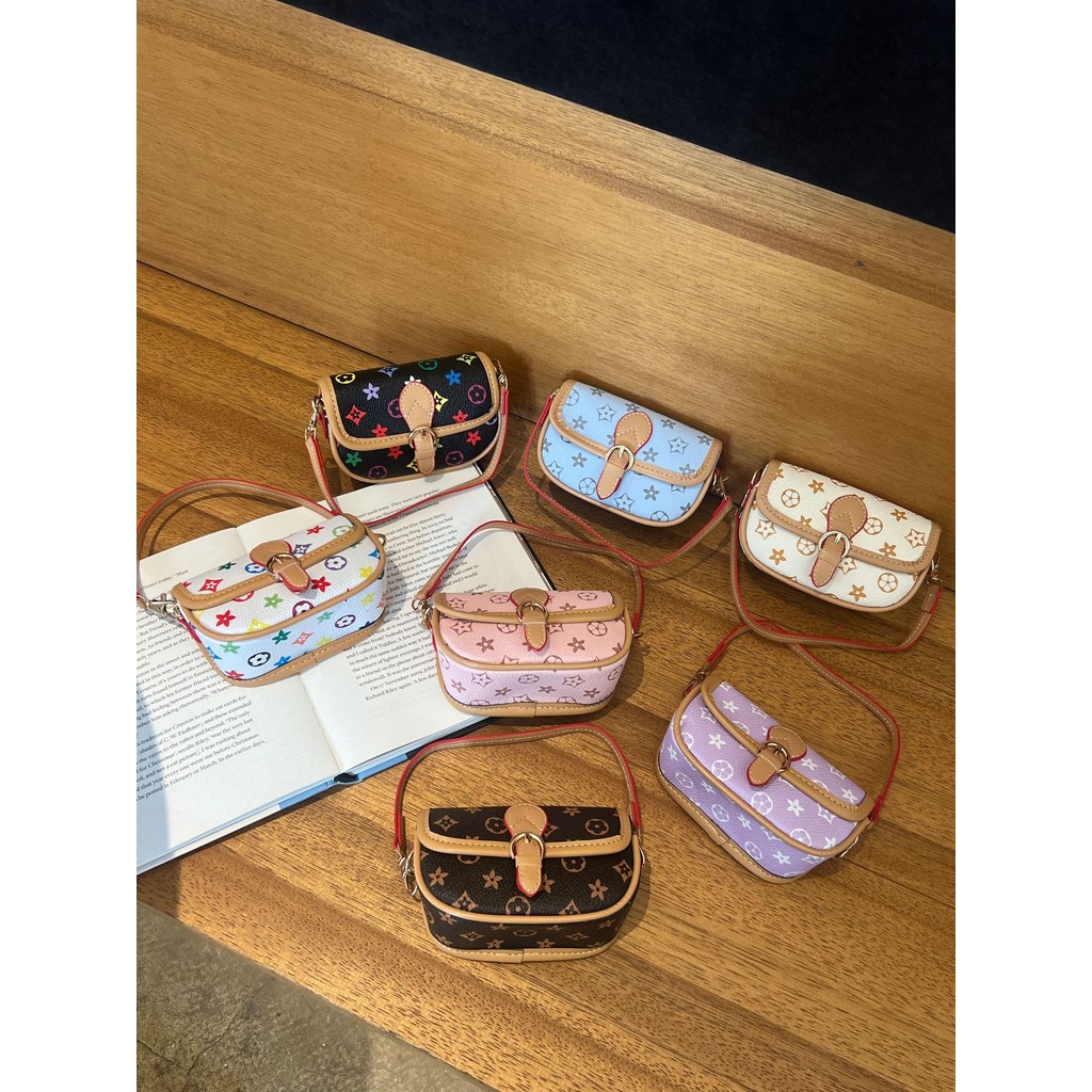 {Design Style} Mini Small Baguette Bag Portable Small Square Bag Shoulder Messenger Bag Headphone Bag