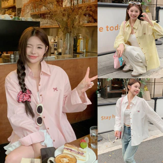 Dahong 💖 เสื้อเชิ้ตแขนยาว สีพื้น ปักลายโบว์ ทรงหลวม สีชมพู เสื้อสไตล์เกาหลีแฟชั่นลำลอง แมชง่ายกับทุกลุค W417