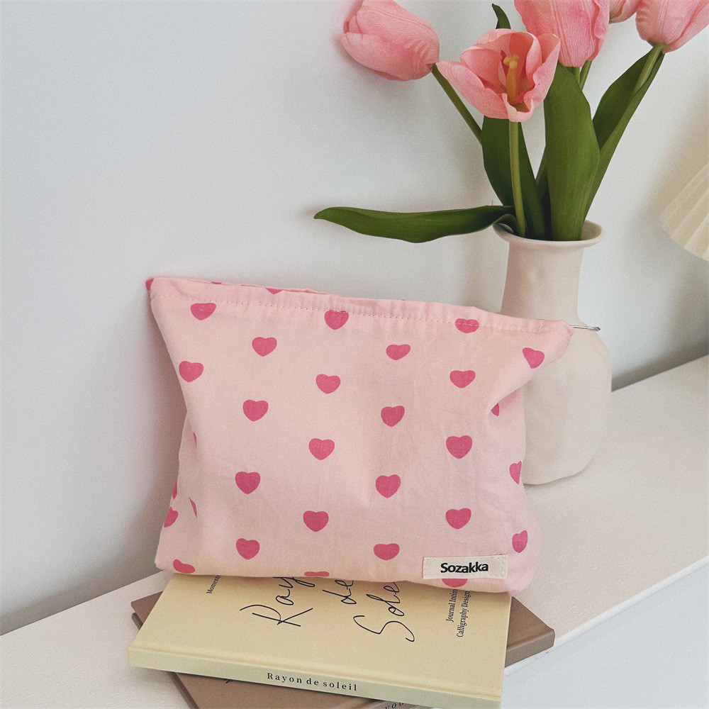 Ins Pink Love Series Tote ความจุใหญ่ใส่ A4 หวานนักเรียน Cross-body ผ้าใบลิปสติกลิปสติกขนาดเล็กในกระเป๋าผ้าอนามัย ถุงเก็บน่ารัก Mini Drawstring Pock