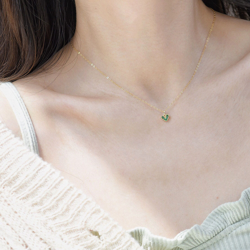 Venorix เงินแท้925 เคลือบทอง14K สร้อยคอหัวใจมรกต ดีไซน์วินเทจราชวัง หรูหรา ใส่ทุกวัน