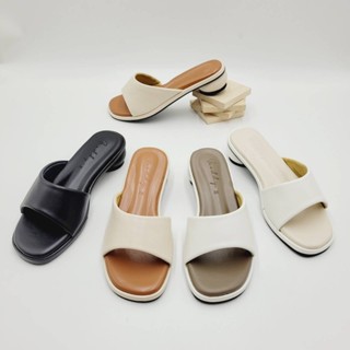 รองเท้าลำลองเพื่อสุขภาพ (ทูโทน) ส้นมาการอง สูง 1 นิ้ว รุ่น C…