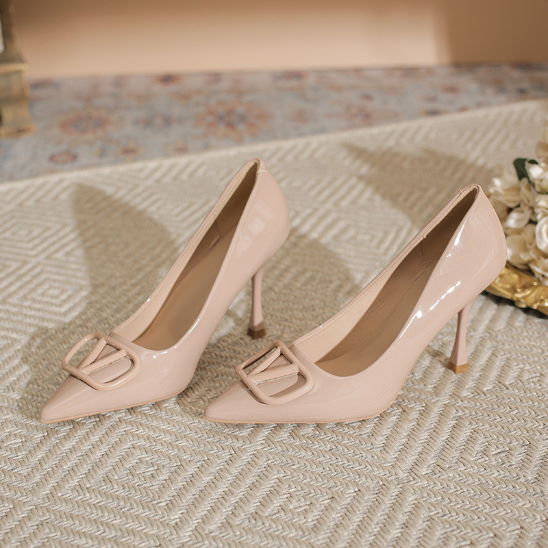 33-42|ในสต็อก [พร้อมกล่องบรรจุภัณฑ์] 2024 ชี้นิ้วเท้าปากตื้น V หัวเข็มขัดรองเท้าส้นสูง Stiletto Clas