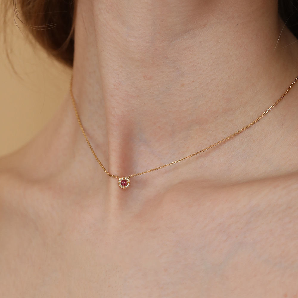 สร้อยคอทับทิมเงินแท้ 925 ฝังขนาดเล็กประณีตน่ารักหวานโซ่กระดูกไหปลาร้าขนาดเล็กที่ตามหาสําหรับแฟน 1วีเค9