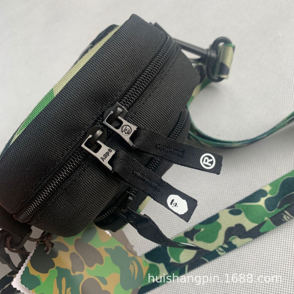 Bape Messenger Bag กระเป๋าสะพายไหล่กระเป๋าซิปลายพรางกระเป๋าโทรศัพท์มือถือหลายกระเป๋า