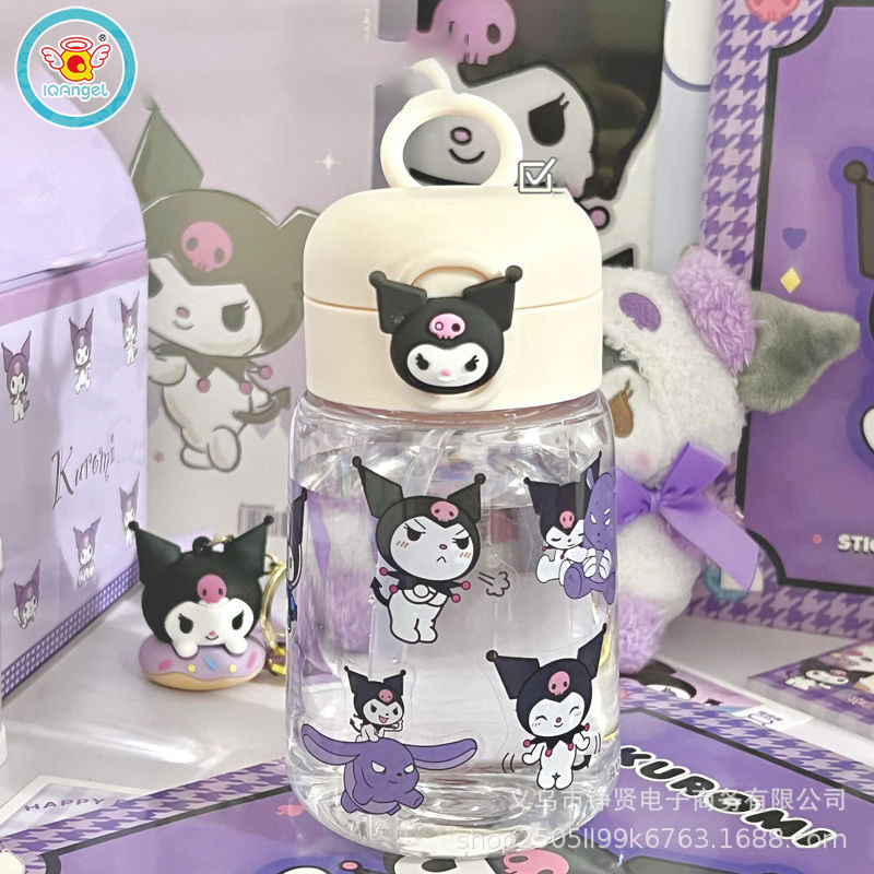 IQ Angel กระติกน้ำใสเด็ก ลายพิมพ์ Kuromi น่ารัก การออกแบบฟางนุ่ม ขวดน้ำพลาสติก ของขวัญนักเรียน