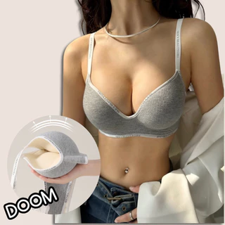 DOOM DOOM ฟองน้ำ 5 cm.‼️บราไร้โครง เสื้อชั้นในผู้หญิง บราดันทรง เสริมฟองน้ำหนา ดีไซน์สวย ไม่มีโครงเหล็ก ดันทรงอกชิด