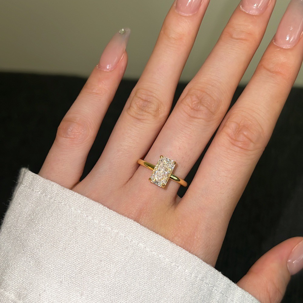 แหวนเพชร Moissanite Cut 3ct Radiant Cut สําหรับผู้หญิง