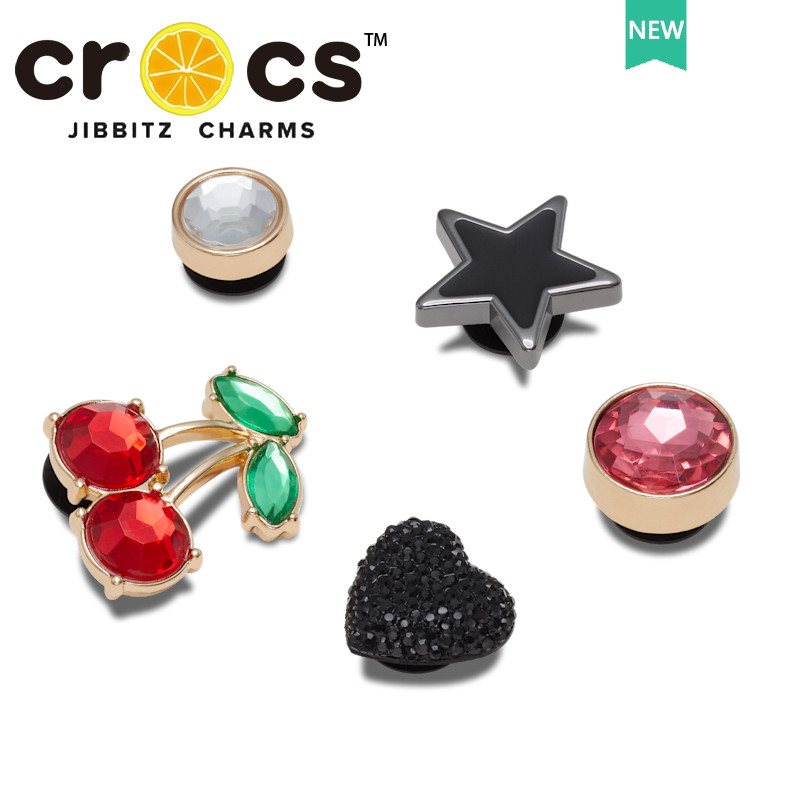 Jibbitz Crocs Charm โลหะหัวเข็มขัดเพชรเชอร์รี่สีขาวและสีชมพู อุปกรณ์เสริมแฟชั่นรองเท้า จิ๊บบิท ตัวติดรองเท้า Crocs