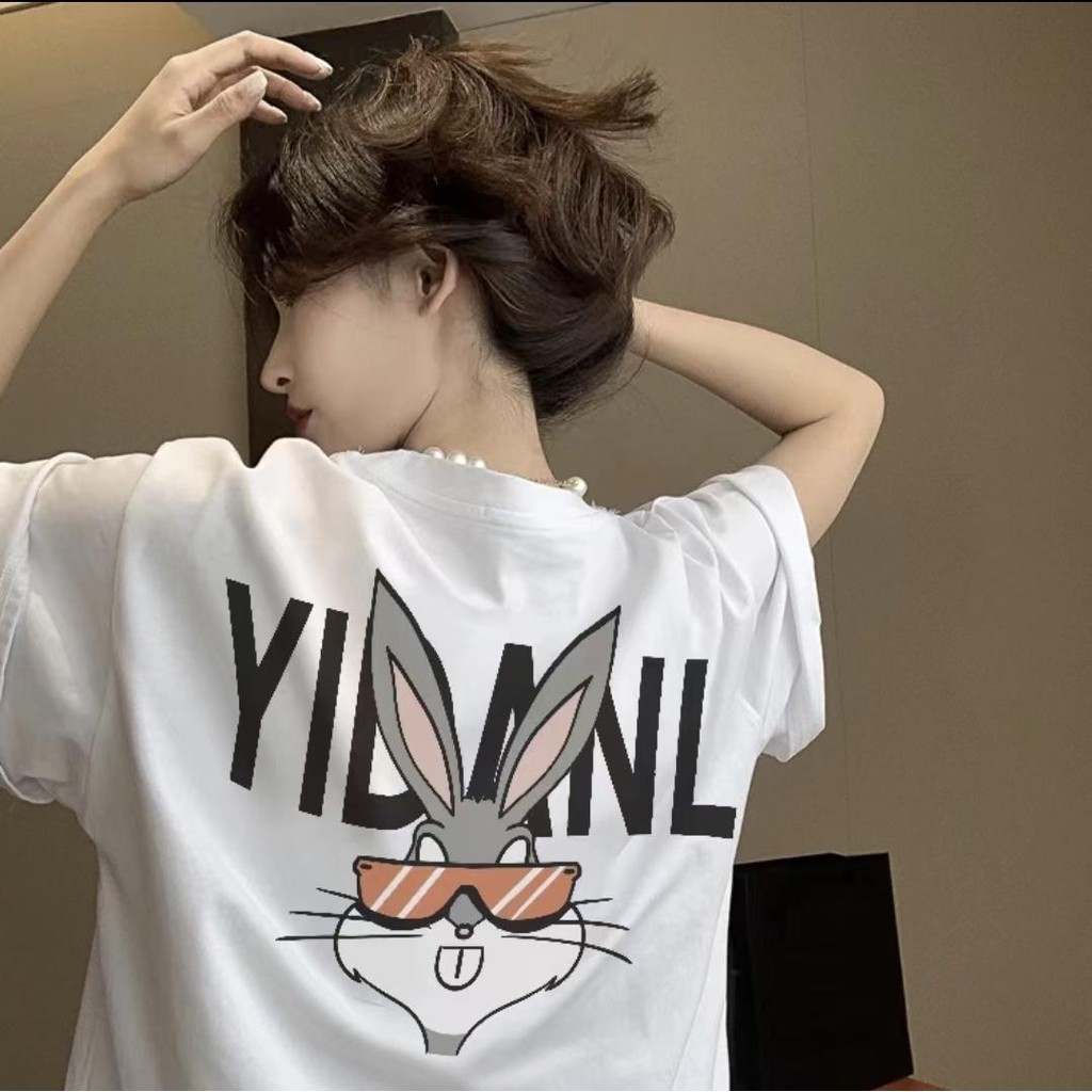 Basi? เสื้อยืด oversize unisex สกรีนหน้าหลัง ลาย "YIDABL" บักส์ บันนี การ์ตูนกระต่าย? คอตตอน100% ใส่สบาย เกาหลี มินิมอล