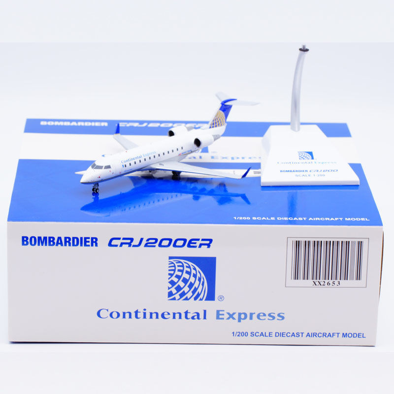 พร้อมส่ง เครื่องบิน JCWINGS 1/200 โมเดลเครื่องบินโลหะผสม United Airlines CRJ-200ER N667BR