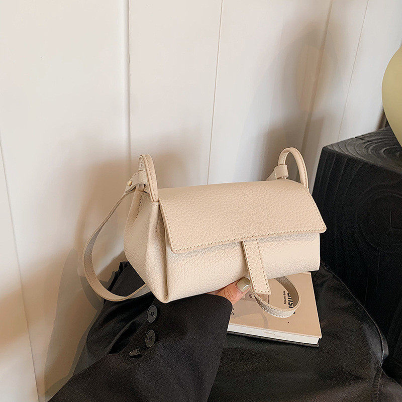 กระเป๋าMessengerขนาดเล็กระดับไฮเอนด์ ออกแบบเฉพาะสำหรับการแข่งขัน ยอดนิยมในปีนี้ - รูปที่ 4