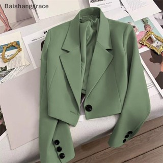 Blazer ครอปพอดีตัวสำหรับผู้หญิง ดีไซน์คอตัดแต่งปุ่มแบบ Chic