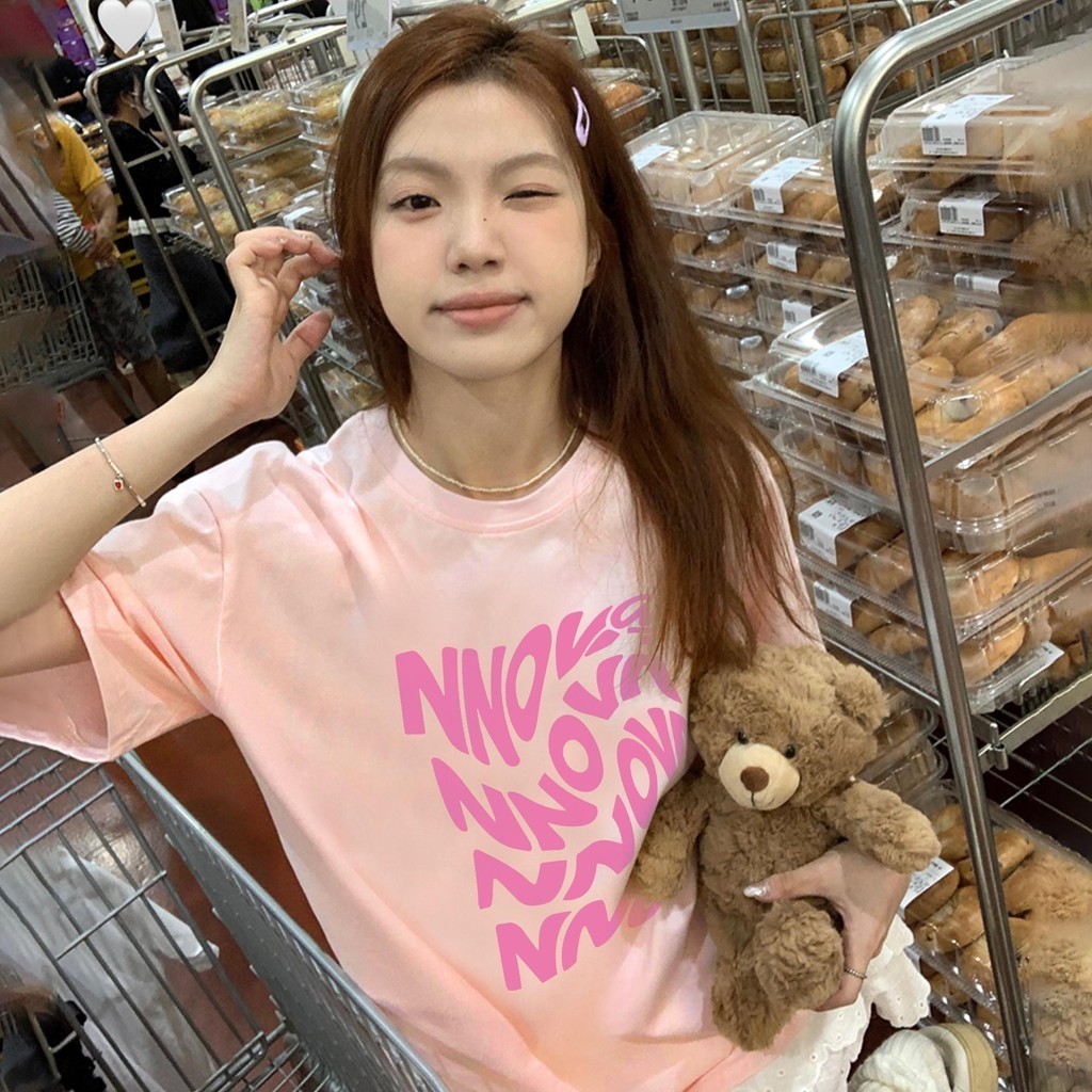 Basi พร้อมส่ง! เสื้อยืด Oversize คอกลม ผ้าคอตตอน100% เกรดพรีเมียม ลาย"NNOVA" ตัวอักษร เท่ๆ ใส่สบาย สไตล์เกาหลี มี 3 สี