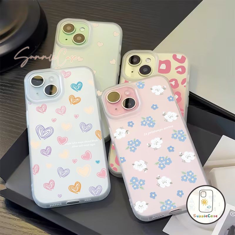 สีสันสดใสรักดอกไม้แฟชั่นการ์ตูนดูเดิล เคสIPhone 11 14 15 13 12 Pro Max X XR XS Max 7Plus 7 14 8 15 Plus SE 2020 เคสไอโฟน