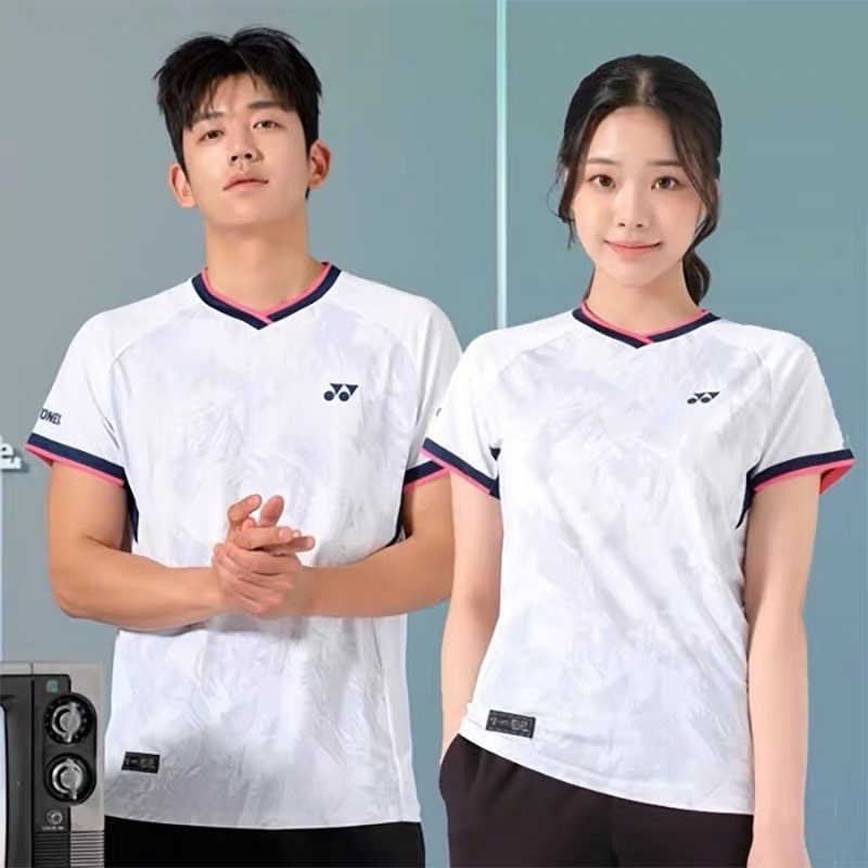 จัดส่งภายใน 48 ชั่วโมง 2024 ใหม่เสื้อแบดมินตันผู้ชายและผู้หญิงแขนสั้นแห้งเร็วชุดกีฬาการแข่งขัน 23047