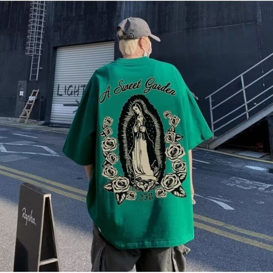 M-8XL เทรนด์แฟชั่นใหม่ High Street เสื้อยืดคอกลมแขนสั้นสําหรับผู้ชาย Retro Hip Hop อเนกประสงค์หลวมขนาดใหญ่แขนสั้นด้านบน – โปรปัง