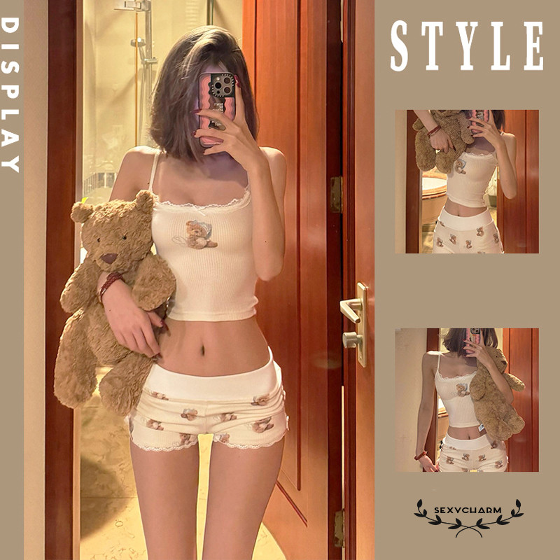 Sexy Charm🐻🐻ฤดูร้อน ชุดนอนสตรี เสื้อสายเดี่ยว+กางเกงขาสั้นเอวยางยืด พิมพ์หมี สาวน่ารัก พร้อมส่งในไทย