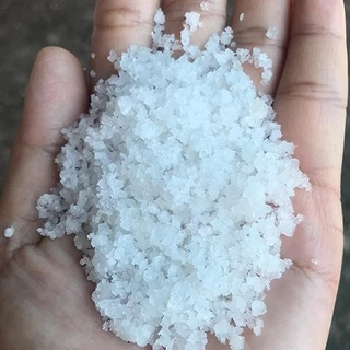 เกลือทะเลเม็ดขาว 900g. เกลือสมุทร 100% ใช้ปรับสภาพน้ำ เกลือเม็ดเลี้ยงปลา เกลือสปาขัดผิว Salt