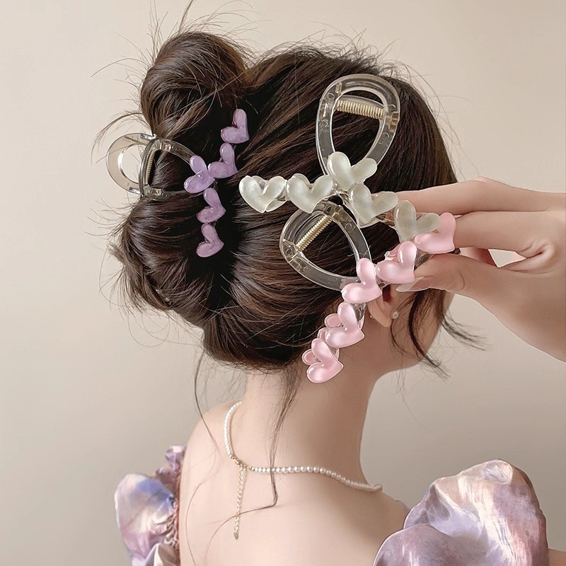 หนีบผมทรงหัวใจ ขนาด 13/8 ซม. เสริมแต่งทรงผม