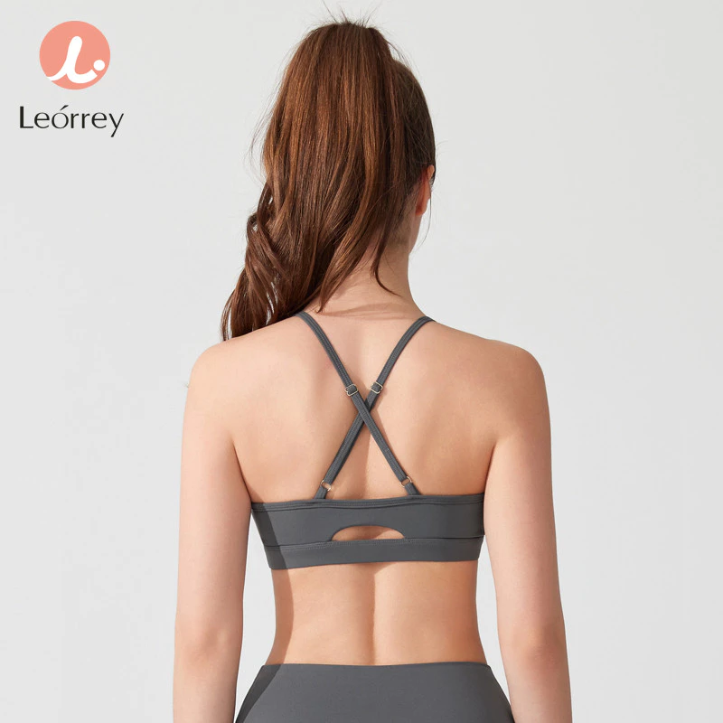 Leorrey-สายปรับได้ ถ้วยถอดได้ เสื้อชั้นในแบบสปอร์ตโยคะเนื้อนุ่ม thumbnail 4