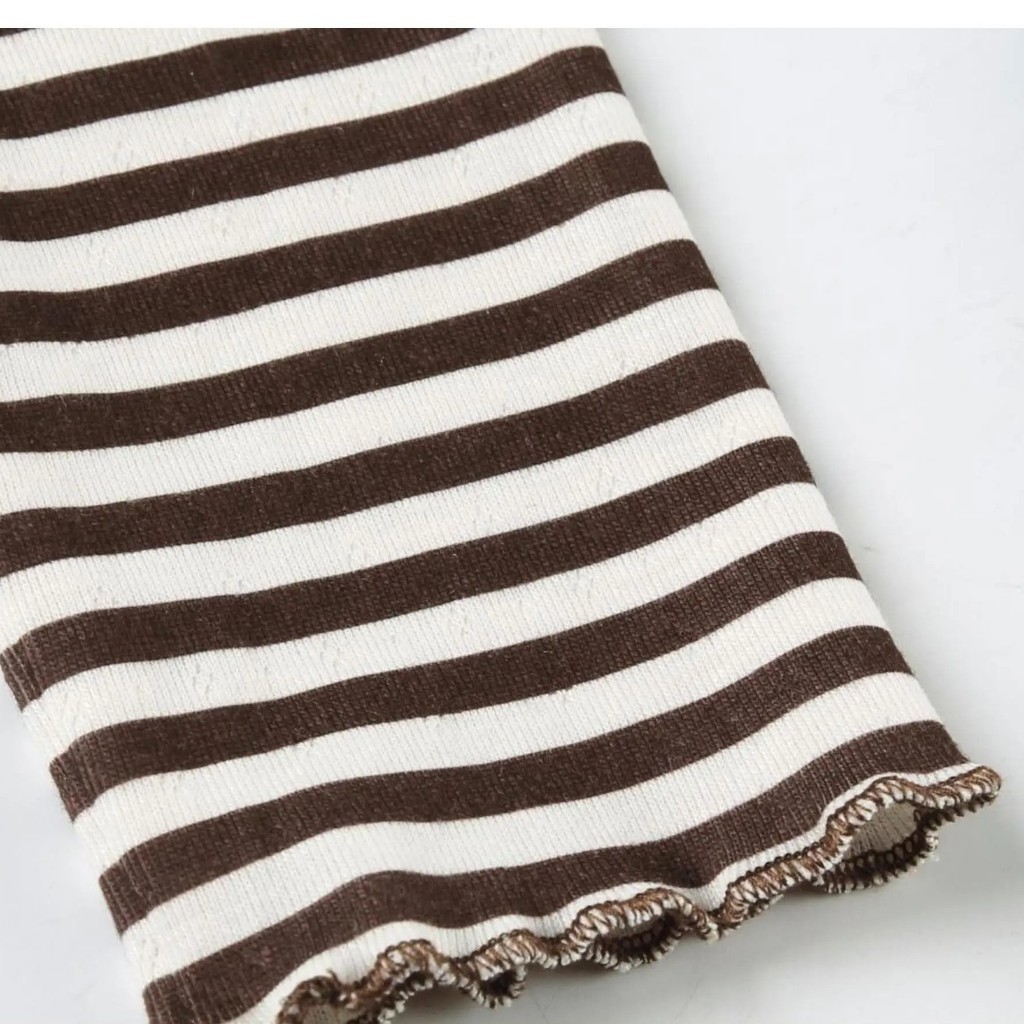 ชุดเซ็ต2ชิ้น เสื้อแขนยาว สีน้ำตาล ลายทาง กระดุมหน้าจริง + กางเกงขาสั้นเอวเชือกรูด ผ้านุ่ม #1342 - รูปที่ 6